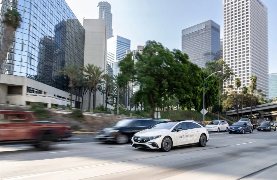 DRIVE PILOT Automated Driving | Mercedes-Benz USA